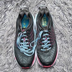 Women’s hoka clifton 7 Size 7.5